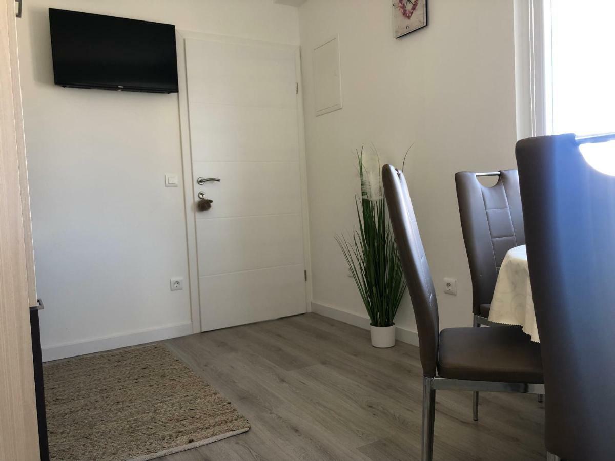 Apartman Gabriel Zadar Apartamento Exterior foto